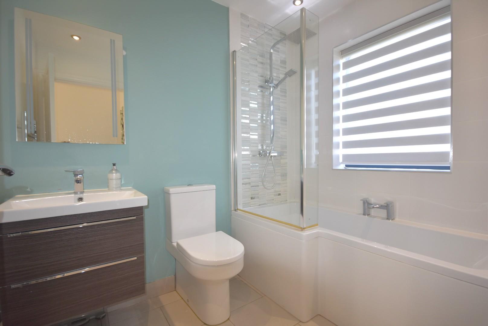 4 Romilly Views, Highfield Close Barry CF62 6NP